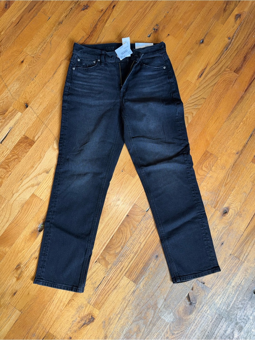 American Eagle Outfitters Women’s Ankle Straight Black Jeans